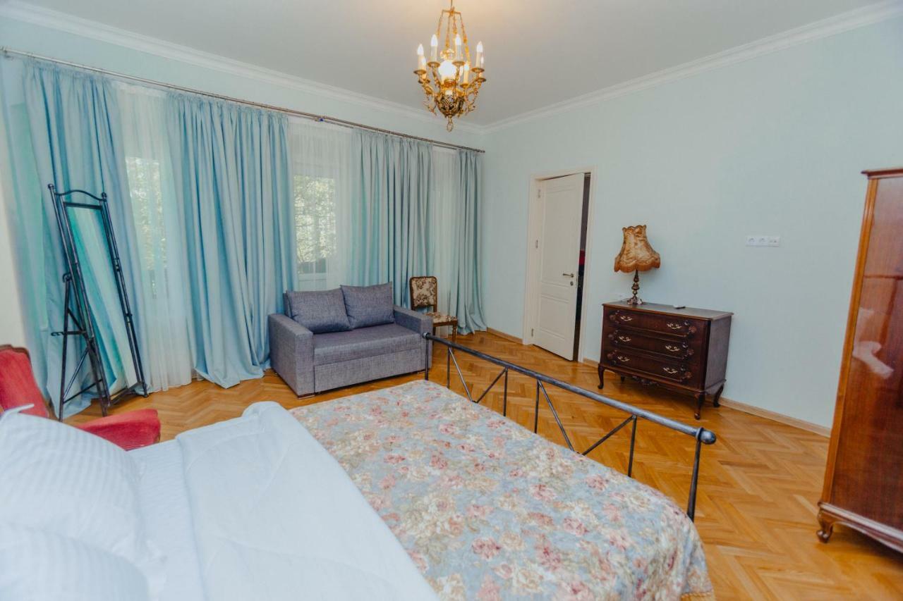 Chilling View Apartment Tbilisi Buitenkant foto