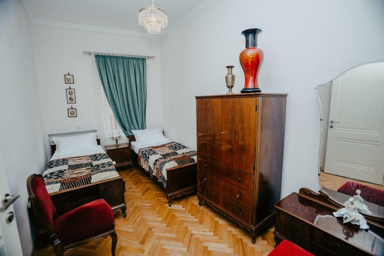 Chilling View Apartment Tbilisi Buitenkant foto